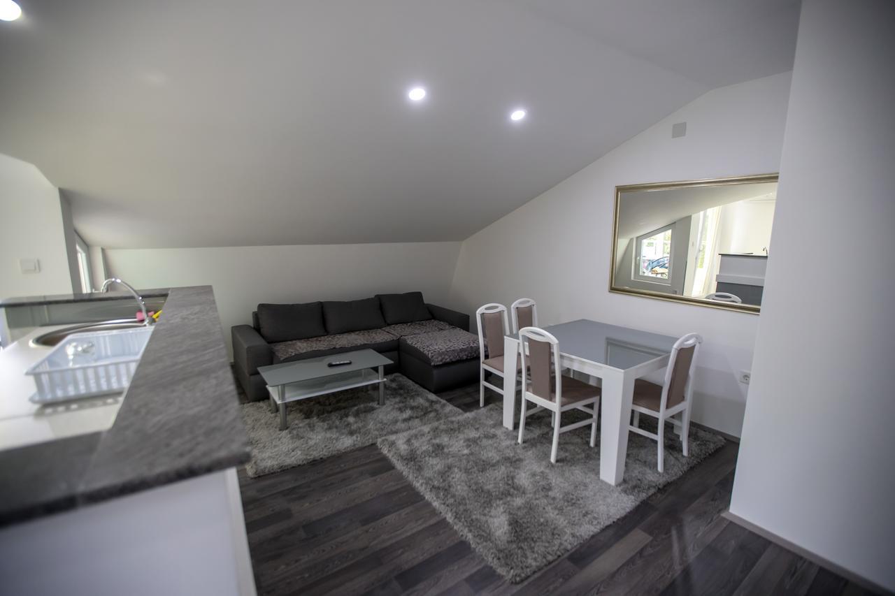 View Topia Apartments โอครีด ภายนอก รูปภาพ