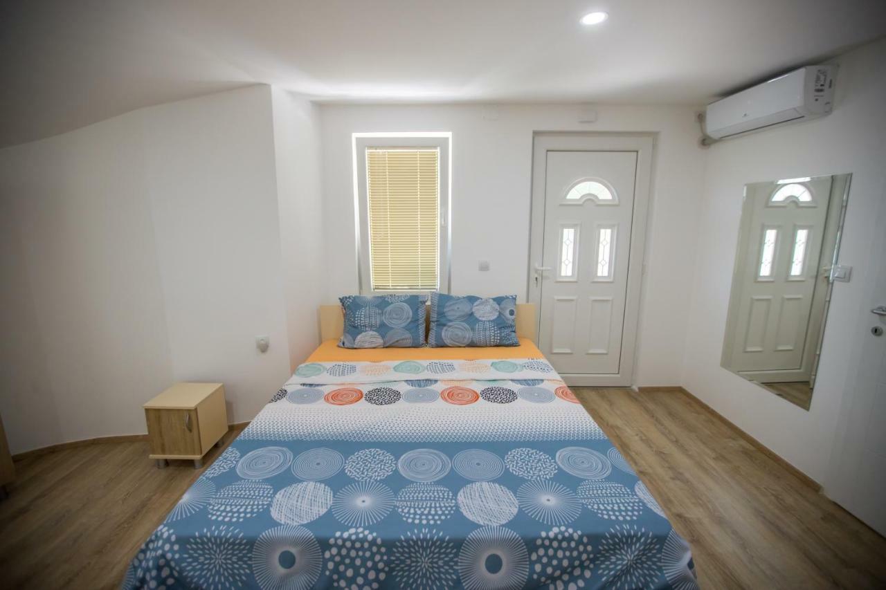 View Topia Apartments โอครีด ภายนอก รูปภาพ